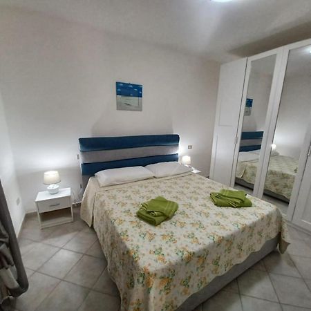 Apartmán Casa Sibilla Bi-Locale Con Terrazza A 60 Metri Dal Mare Marinella  Exteriér fotografie